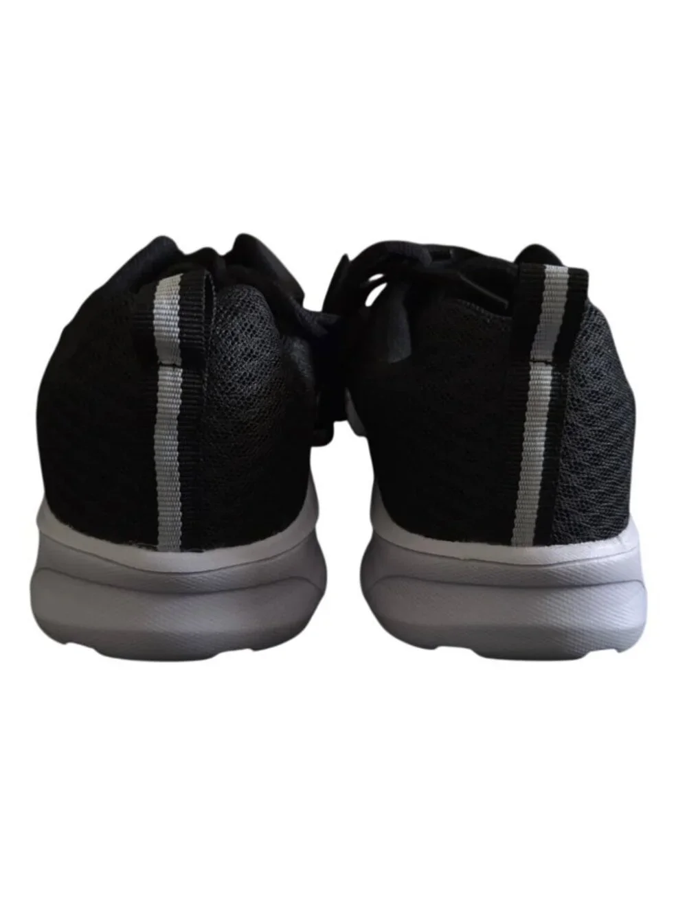Mens Black Running Shoes Size 41 Lightweight Breathable Mesh Sneakers